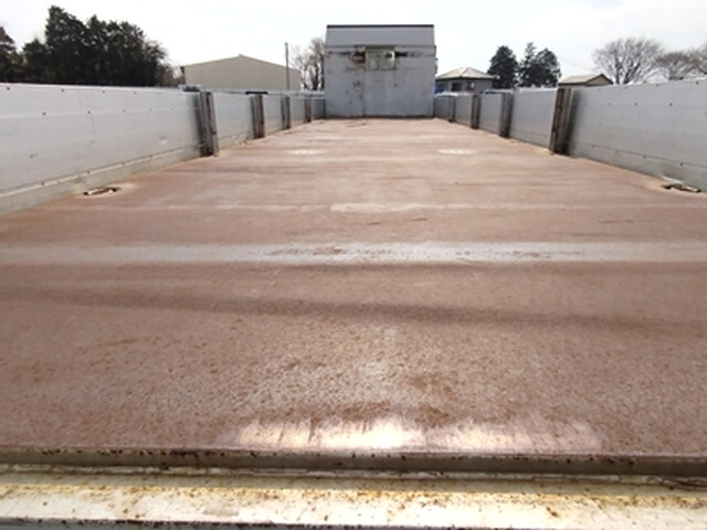 三菱ふそうスーパーグレートアルミブロック大型（10t）[写真07]