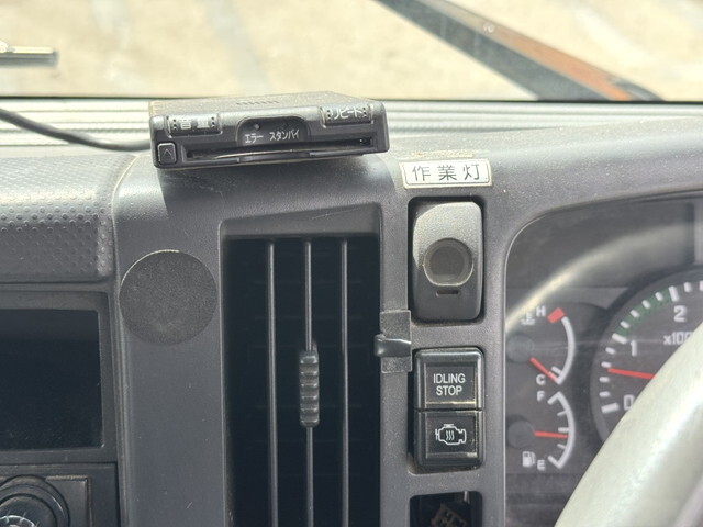 いすゞフォワードコンテナ専用車中型（4t）[写真12]