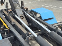 いすゞフォワードコンテナ専用車中型（4t）[写真29]