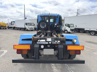 いすゞフォワードコンテナ専用車中型（4t）[写真06]