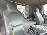 いすゞフォワードコンテナ専用車中型（4t）[写真08]