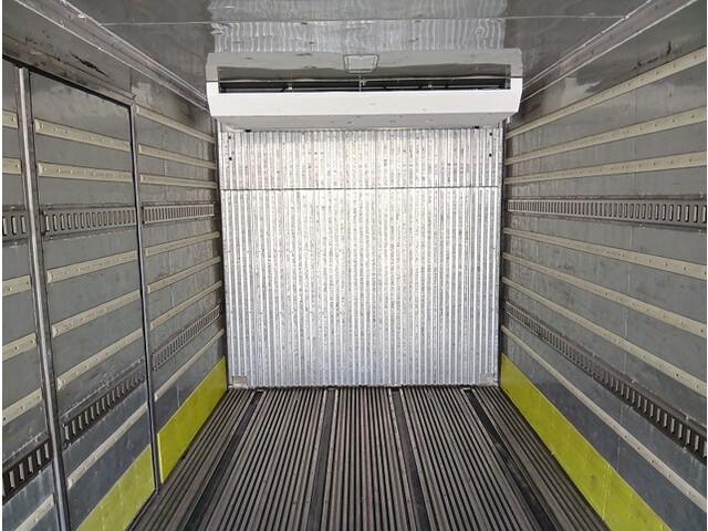 UDトラックスクオン冷凍車（冷蔵車）大型（10t）[写真17]