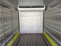 UDトラックスクオン冷凍車（冷蔵車）大型（10t）[写真18]