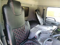 UDトラックスクオン冷凍車（冷蔵車）大型（10t）[写真20]