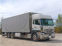 UDトラックスクオン冷凍車（冷蔵車）大型（10t）[写真01]