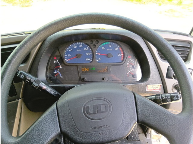 UDトラックスクオン冷凍車（冷蔵車）大型（10t）[写真21]