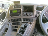 UDトラックスクオン冷凍車（冷蔵車）大型（10t）[写真23]