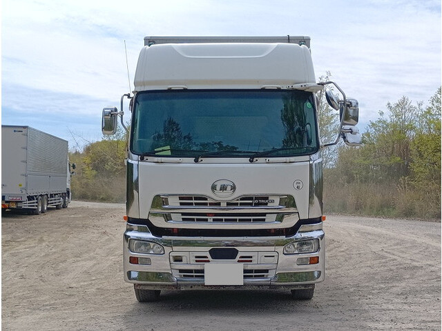 UDトラックスクオン冷凍車（冷蔵車）大型（10t）[写真03]