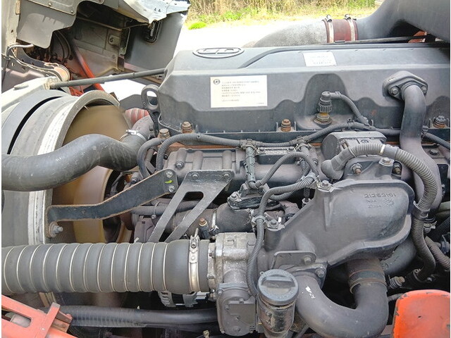 UDトラックスクオン冷凍車（冷蔵車）大型（10t）[写真30]