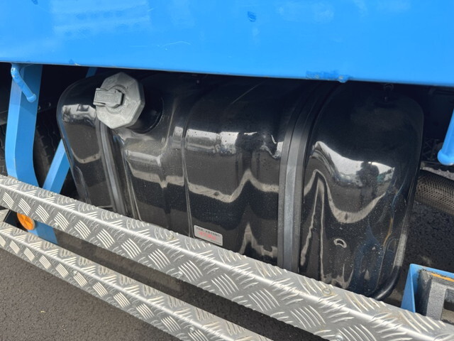 いすゞエルフその他の形状小型（2t・3t）[写真31]