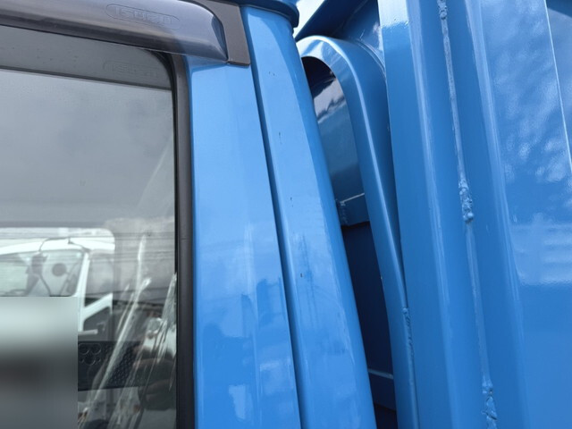 いすゞエルフその他の形状小型（2t・3t）[写真39]