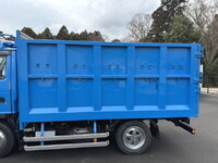 いすゞエルフその他の形状小型（2t・3t）[写真09]