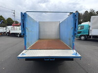 いすゞエルフその他の形状小型（2t・3t）[写真10]