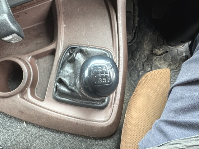 日野プロフィアコンテナ専用車大型（10t）[写真33]