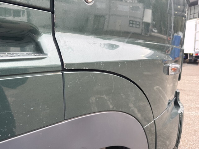 日野プロフィアコンテナ専用車大型（10t）[写真39]