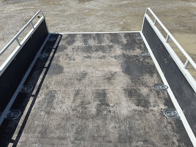 UDトラックスカゼット平ボディ小型（2t・3t）[写真11]