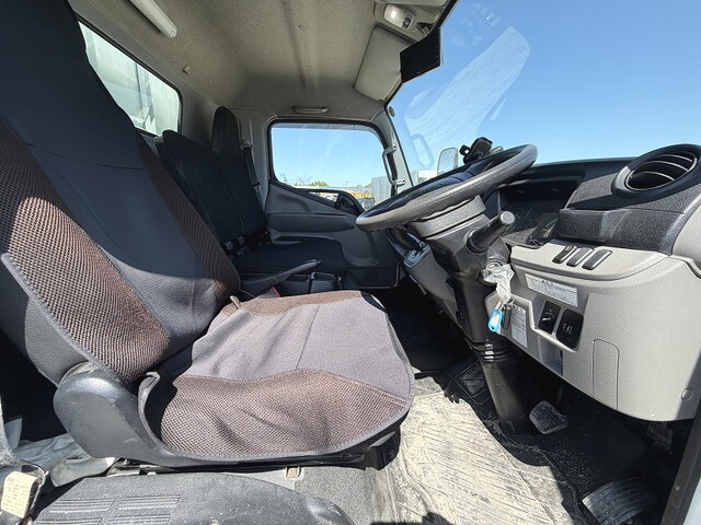 UDトラックスカゼット平ボディ小型（2t・3t）[写真29]