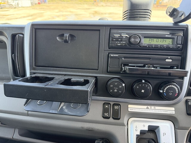 UDトラックスカゼット平ボディ小型（2t・3t）[写真33]