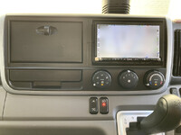 三菱ふそうキャンターアルミバン小型（2t・3t）[写真18]