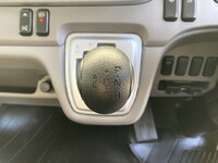 三菱ふそうキャンターアルミバン小型（2t・3t）[写真19]