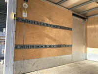 三菱ふそうキャンターアルミバン小型（2t・3t）[写真23]