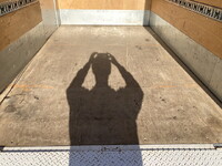 三菱ふそうキャンターアルミバン小型（2t・3t）[写真25]