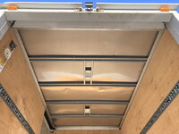 三菱ふそうキャンターアルミバン小型（2t・3t）[写真26]