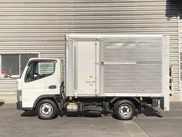 三菱ふそうキャンターアルミバン小型（2t・3t）[写真03]