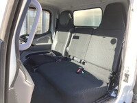 三菱ふそうキャンターアルミバン小型（2t・3t）[写真39]