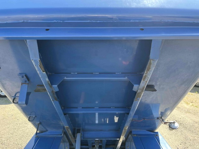 いすゞエルフパッカー車（塵芥車）小型（2t・3t）[写真19]