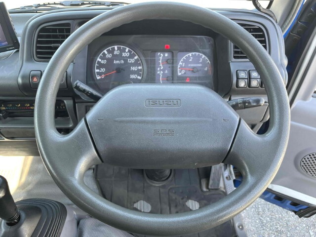 いすゞエルフパッカー車（塵芥車）小型（2t・3t）[写真26]