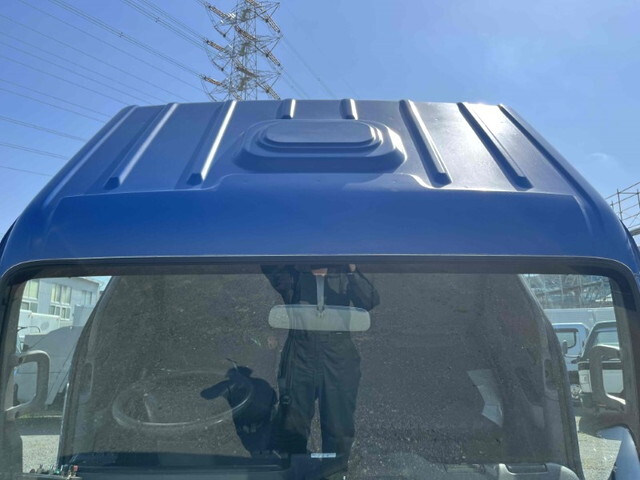 いすゞエルフパッカー車（塵芥車）小型（2t・3t）[写真36]