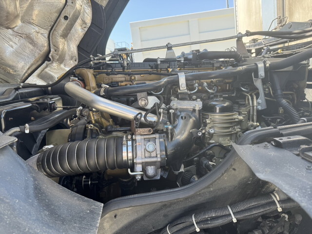 三菱ふそうスーパーグレート冷凍車（冷蔵車）大型（10t）[写真18]