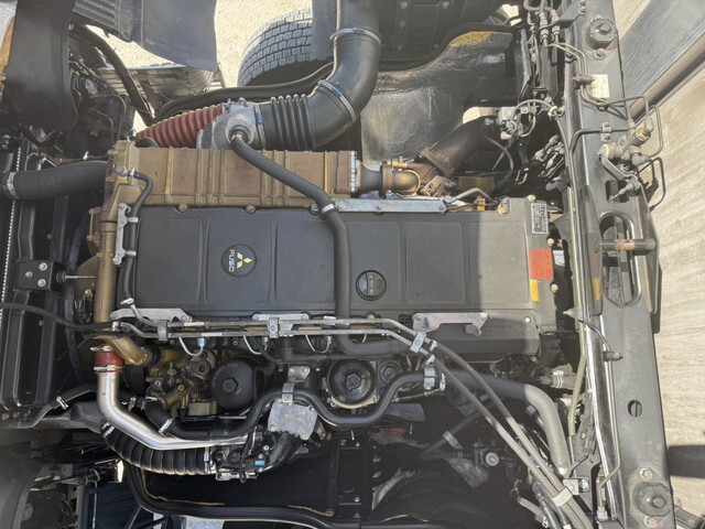 三菱ふそうスーパーグレート冷凍車（冷蔵車）大型（10t）[写真19]