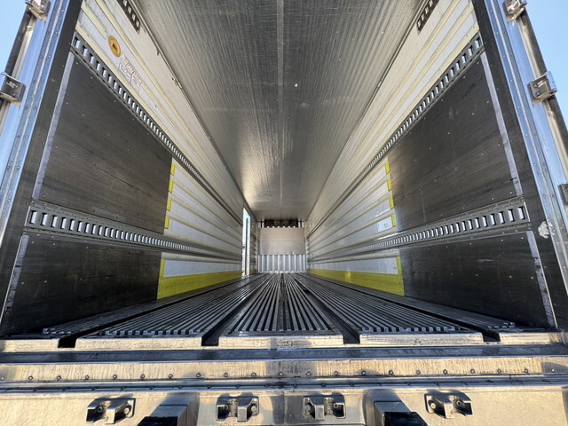 三菱ふそうスーパーグレート冷凍車（冷蔵車）大型（10t）[写真26]