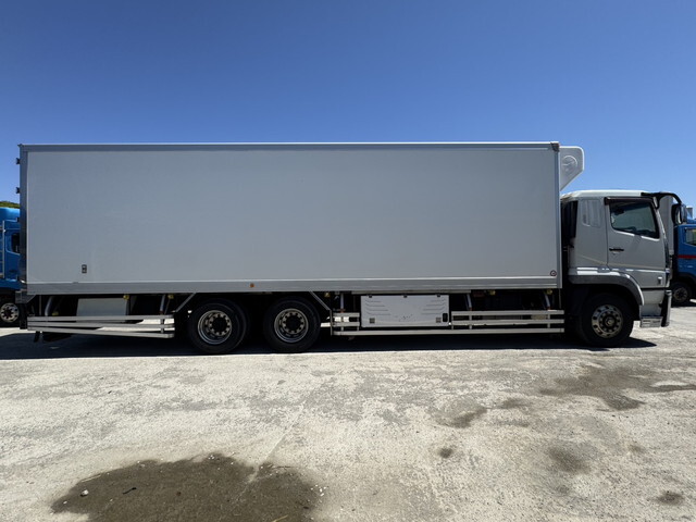 三菱ふそうスーパーグレート冷凍車（冷蔵車）大型（10t）[写真06]