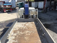 三菱ふそうキャンタークレーン5段小型（2t・3t）[写真11]