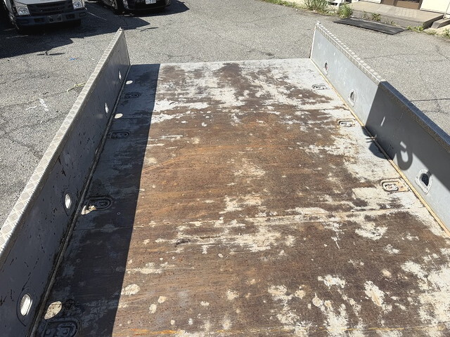 三菱ふそうキャンタークレーン5段小型（2t・3t）[写真11]