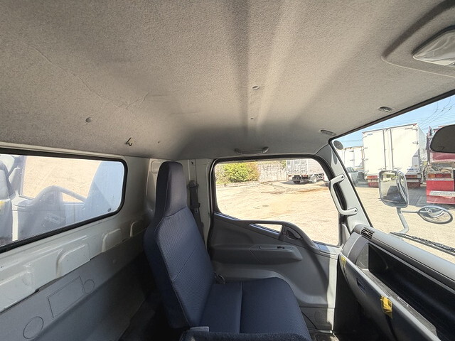 三菱ふそうキャンタークレーン5段小型（2t・3t）[写真34]