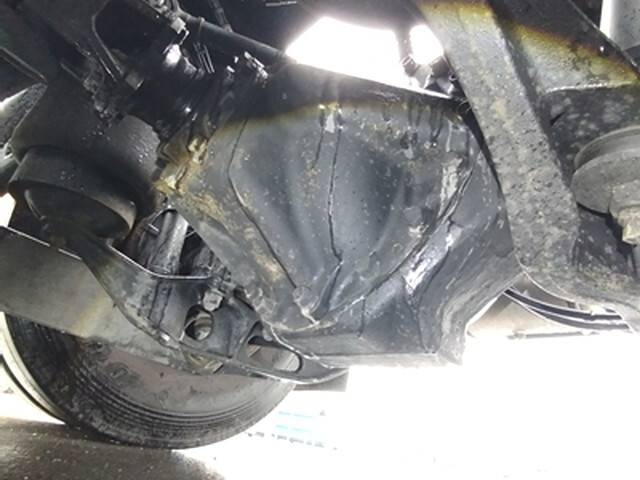 日野プロフィアトレーラーヘッド（トラクターヘッド）大型（10t）[写真12]