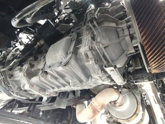 日野プロフィアトレーラーヘッド（トラクターヘッド）大型（10t）[写真15]