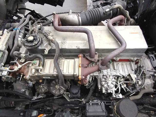 日野プロフィアトレーラーヘッド（トラクターヘッド）大型（10t）[写真17]