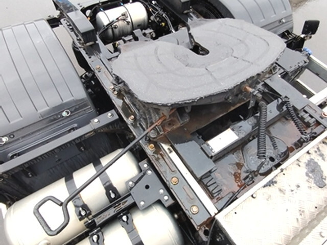 日野プロフィアトレーラーヘッド（トラクターヘッド）大型（10t）[写真07]