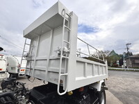 いすゞフォワードダンプ増トン（6t・8t）[写真22]