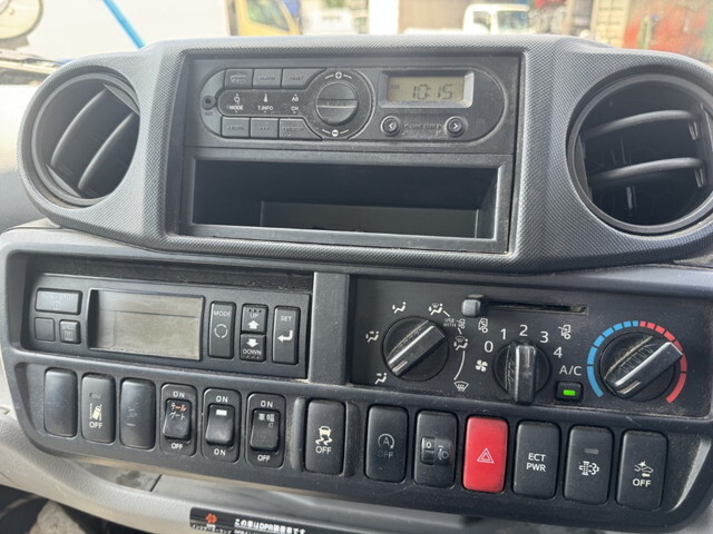 トヨタトヨエース冷凍車（冷蔵車）小型（2t・3t）[写真23]