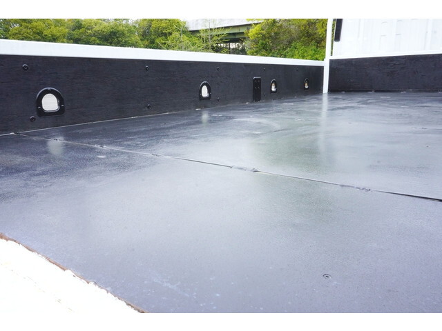 いすゞエルフ平ボディ小型（2t・3t）[写真16]