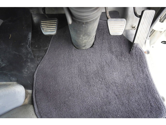 いすゞエルフ平ボディ小型（2t・3t）[写真34]