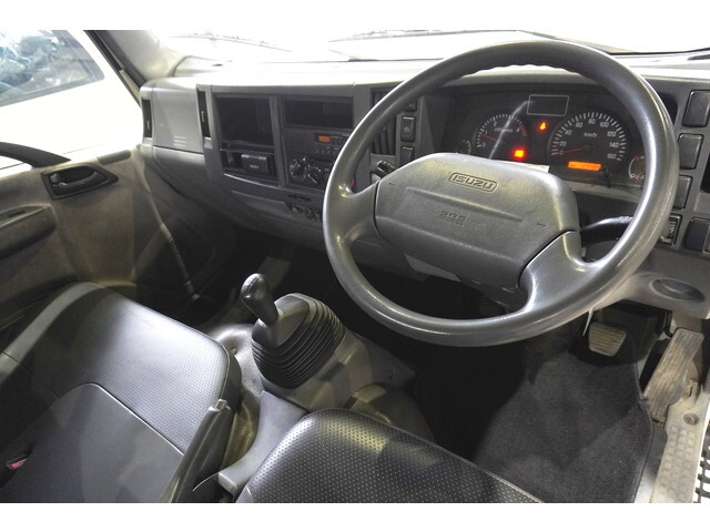 いすゞエルフ平ボディ小型（2t・3t）[写真08]