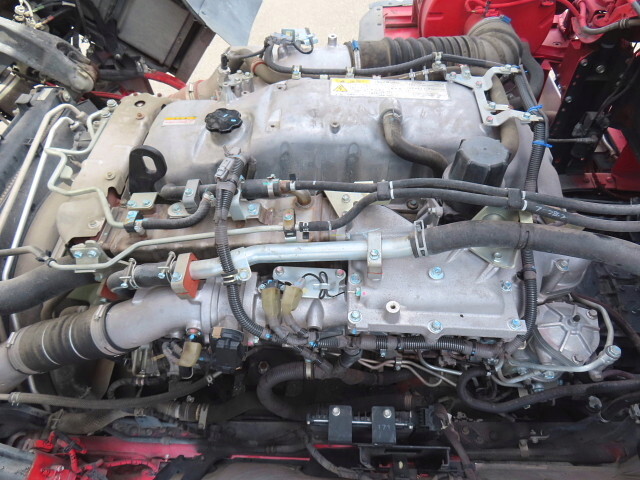 いすゞギガダンプ大型（10t）[写真15]