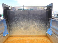 いすゞギガダンプ大型（10t）[写真34]